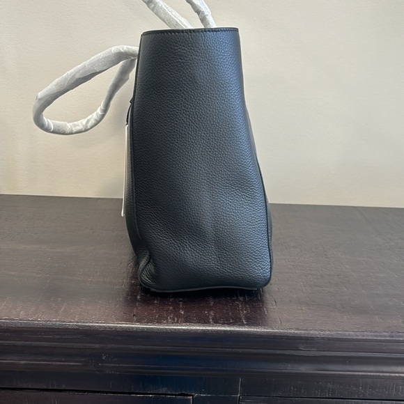 Alexander McQueen Leather Tote - Picture 4 of 14